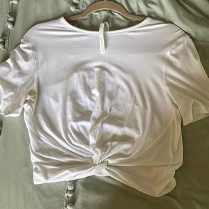 Lululemon top